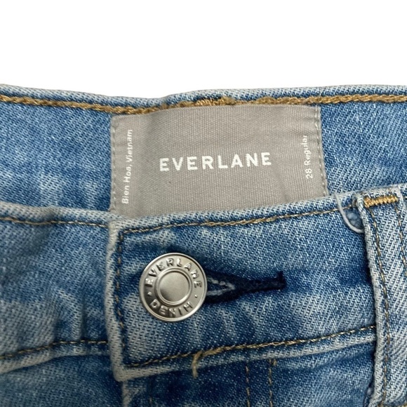 Everlane Women's Washed Frayed Hem Jean. Sz: 28 - Picture 8 of 10
